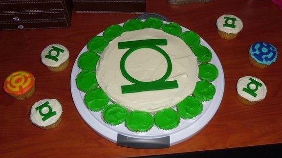 Green lantern cakes